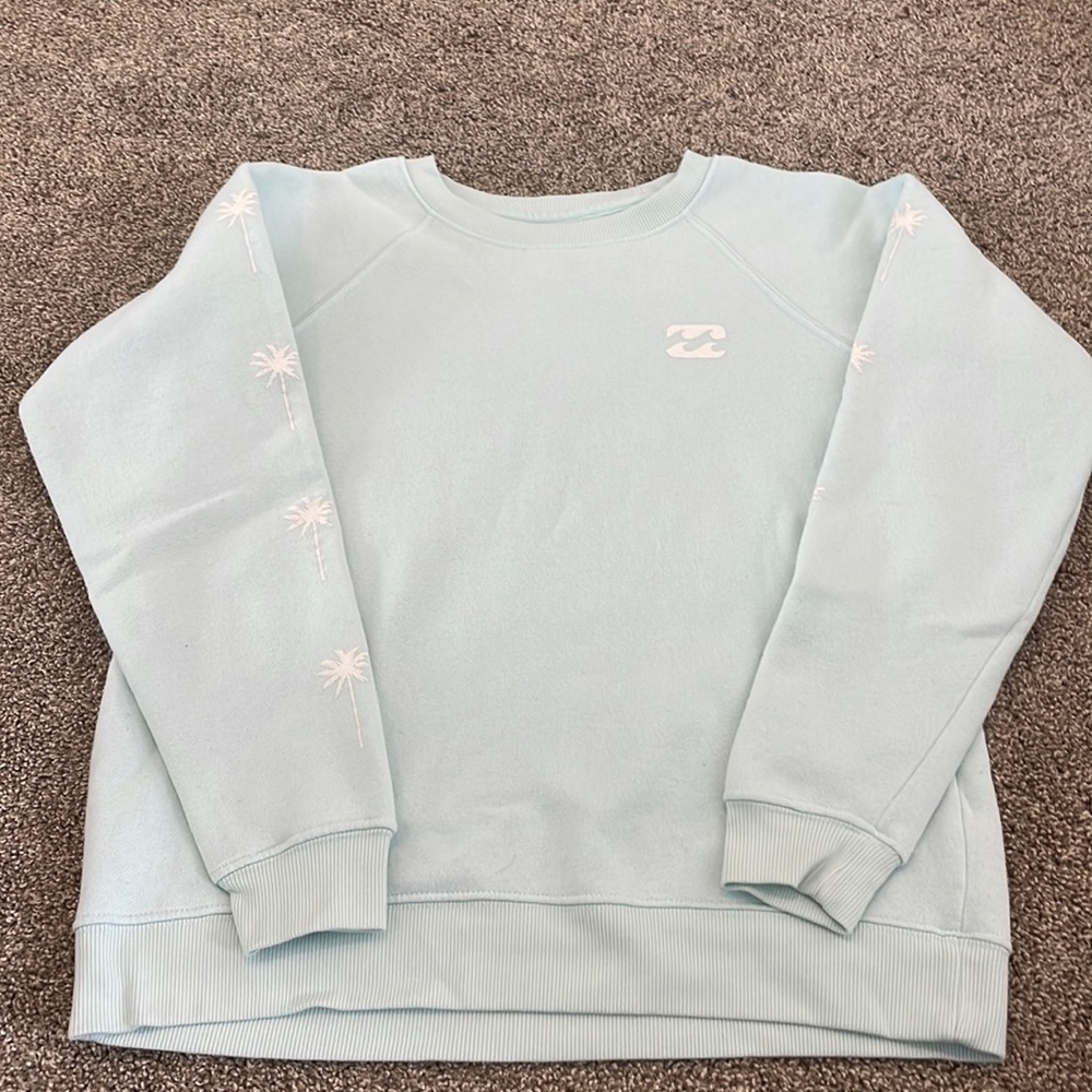 Billabong crewneck size small